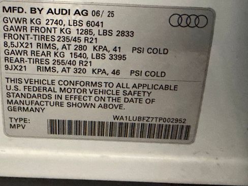 Used 2026 Audi Q4 e-tron Premium Plus w/ Premium Plus AWD/4WD image 19