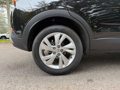 Used 2025 Buick Encore GX Preferred image 23