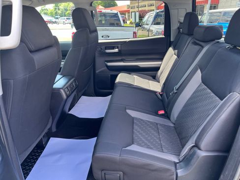 Used 2017 Toyota Tundra SR5 AWD/4WD image 41