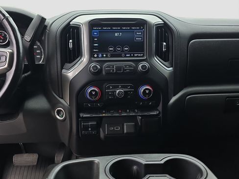 Used 2021 Chevrolet Silverado 1500 LT AWD/4WD image 14