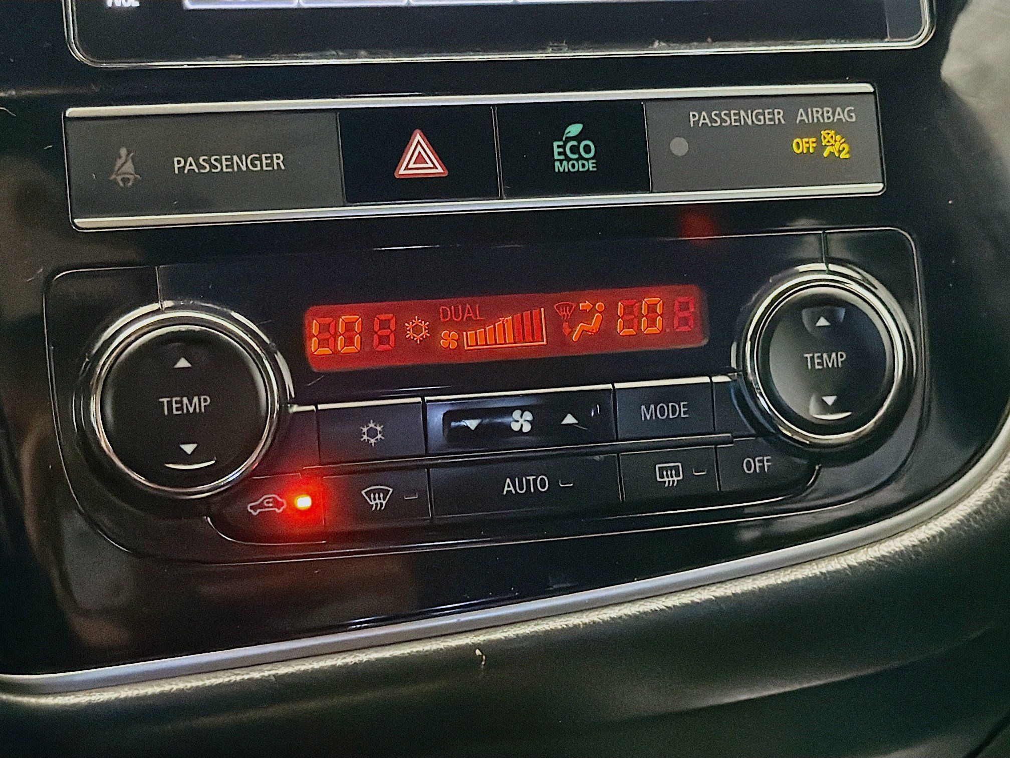 Used 2019 Mitsubishi Outlander GT AWD/4WD image 10