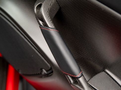 Used 2020 Ferrari 488 Pista Spider image 34