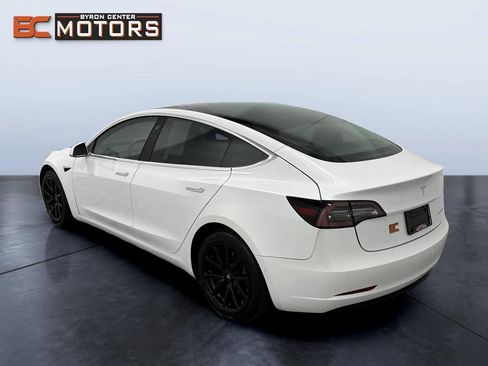 Used 2020 Tesla Model 3 Long Range AWD/4WD image 4