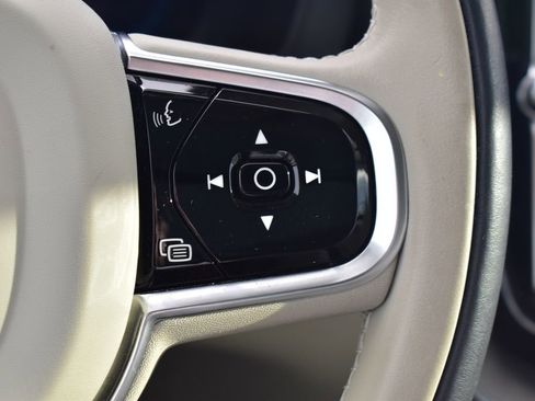 Used 2023 Volvo XC60 T8 Plus w/ Climate Package image 16