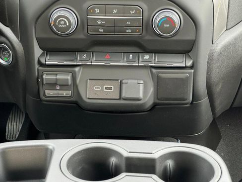 New 2026 Chevrolet Silverado 2500 Custom image 32