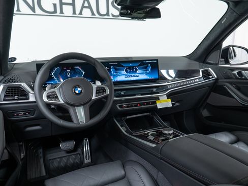 New 2026 BMW X5 xDrive40i w/ M Sport Package AWD/4WD image 16
