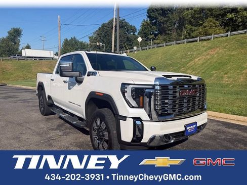 Used 2024 GMC Sierra 2500 Denali w/ Denali Reserve Package AWD/4WD image 1