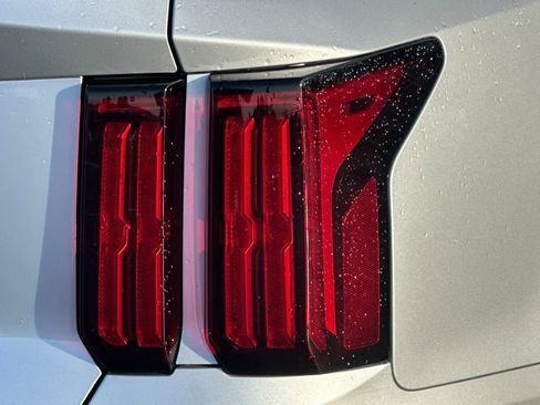 Certified 2023 Kia Sorento SX Prestige image 52