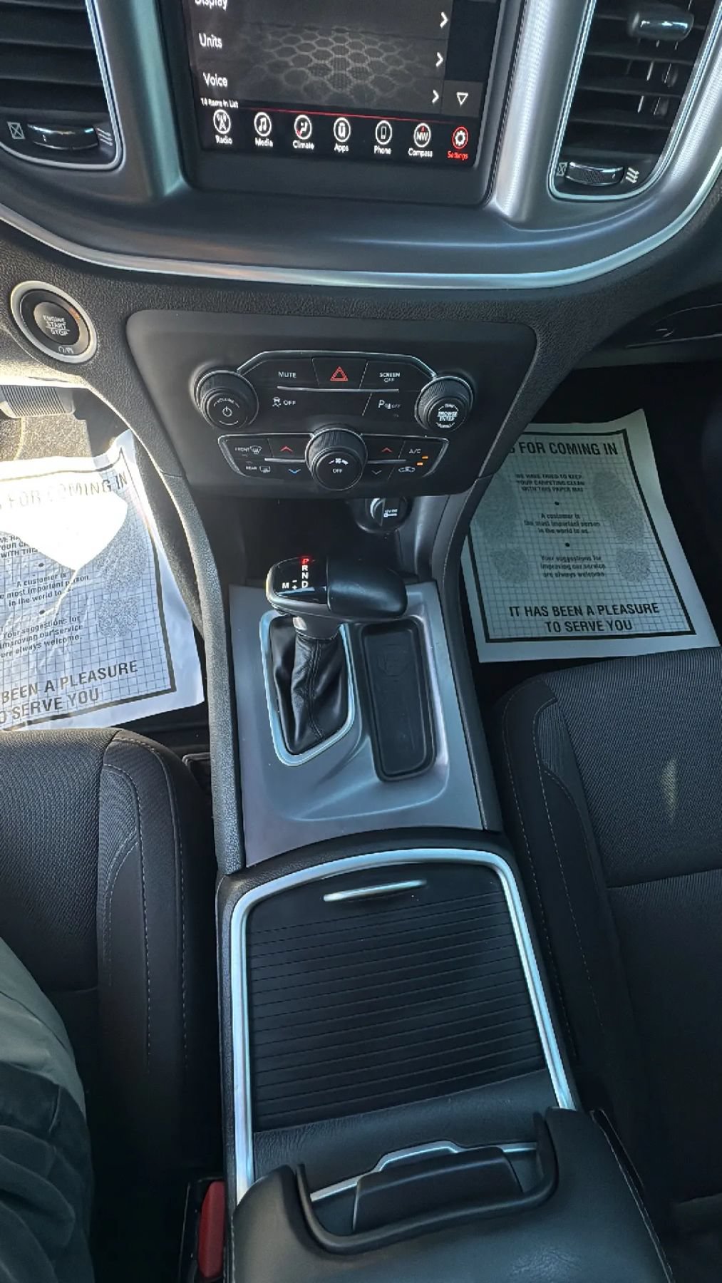 Used 2020 Dodge Charger SXT RWD image 18