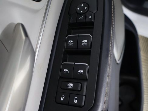 Used 2025 RAM 1500 Tungsten AWD/4WD image 38