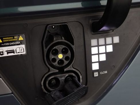 Used 2022 Hyundai Ioniq 5 SE image 18