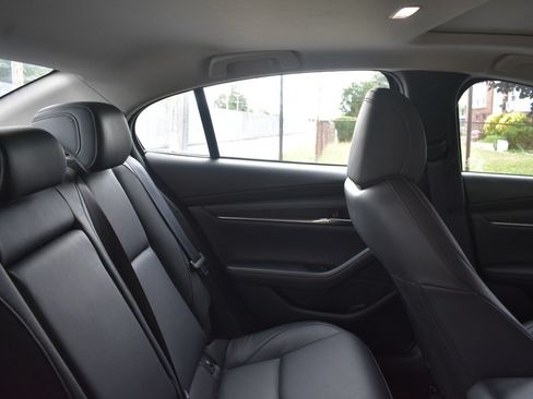 Used 2025 MAZDA MAZDA3 s FWD image 23