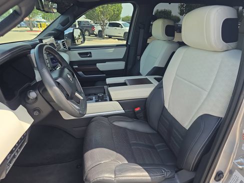 Used 2024 Toyota Sequoia Capstone AWD/4WD image 12