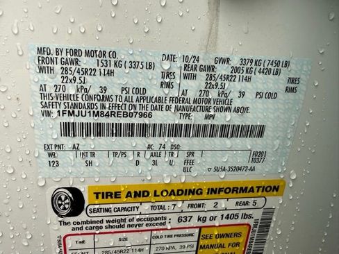 Used 2024 Ford Expedition Platinum image 12