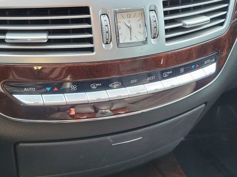 Used 2013 Mercedes-Benz S 550 image 30