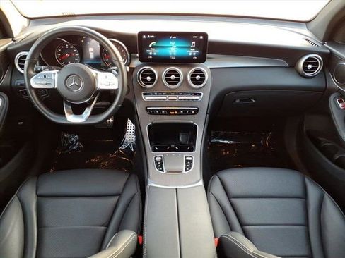 Certified 2022 Mercedes-Benz GLC 300 image 4