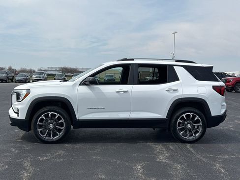 New 2026 GMC Terrain Elevation w/ Elevation Premium Package AWD/4WD image 7