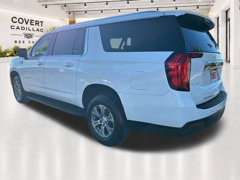 Used 2023 GMC Yukon XL SLE w/ Gmc Pro Safety Plus Package RWD image 11