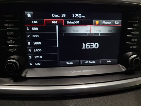 Used 2017 Kia Sorento SX image 25