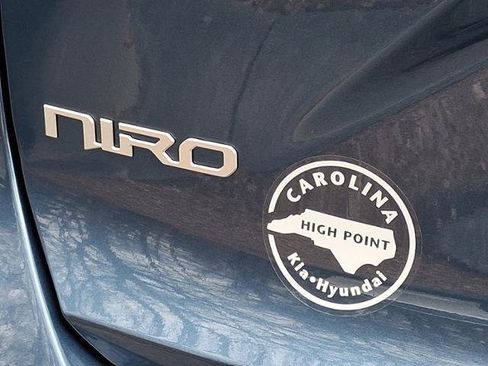 New 2025 Kia Niro EX image 7