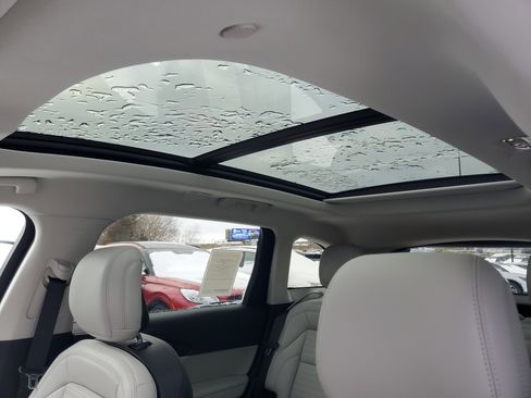 New 2026 Lincoln Nautilus Reserve image 10