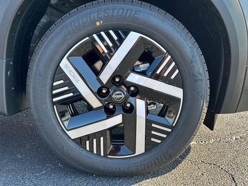 New 2026 Nissan Kicks SV w/ SV Premium Package image 9