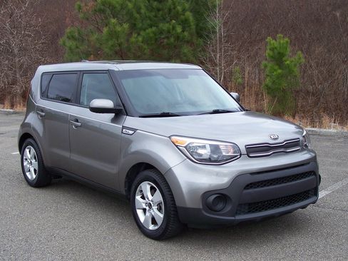 Used 2019 Kia Soul image 3
