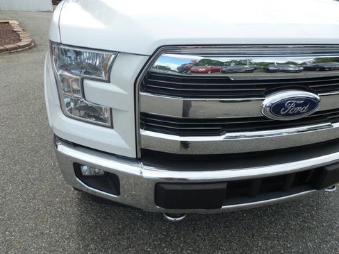 Used 2017 Ford F150 Lariat AWD/4WD image 4