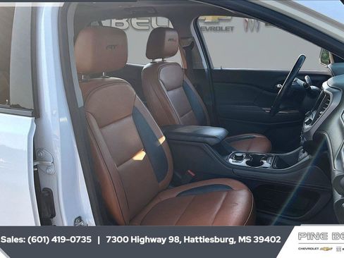 Used 2020 GMC Acadia AT4 w/ Driver Alert Package II AWD/4WD image 6