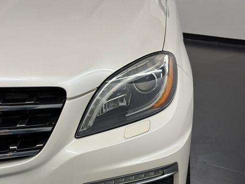 Used 2012 Mercedes-Benz ML 63 AMG 4MATIC image 11
