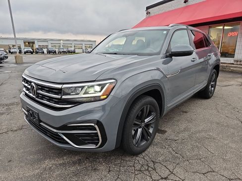 Used 2021 Volkswagen Atlas Cross Sport SE w/ Panoramic Sunroof Package AWD/4WD image 8