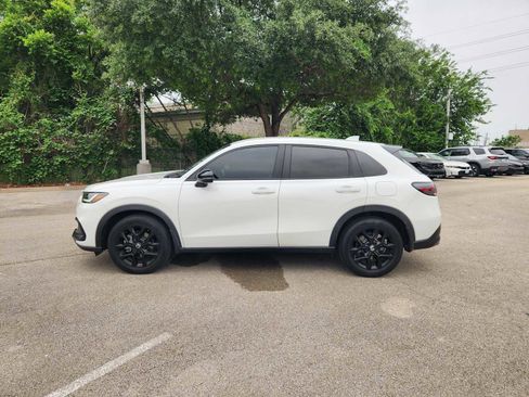 Used 2024 Honda HR-V Sport image 4