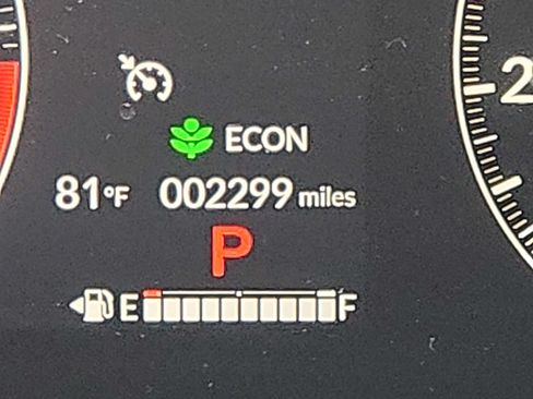 Certified 2026 Honda HR-V LX image 18
