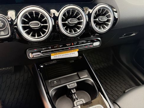 Used 2026 Mercedes-Benz GLA 250 4MATIC image 18