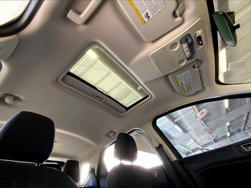 Certified 2021 Ford EcoSport SE w/ SE Convenience Package image 13