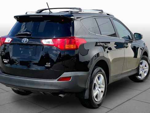 Used 2014 Toyota RAV4 LE AWD/4WD image 13