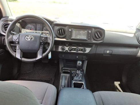 Used 2018 Toyota Tacoma SR w/ SR Convenience Package AWD/4WD image 22