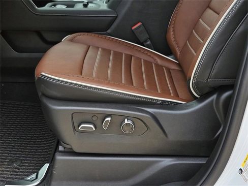 New 2025 GMC Sierra 2500 Denali Ultimate image 19