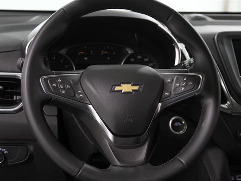 Used 2024 Chevrolet Equinox LT image 7