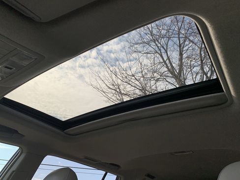 Used 2013 Toyota Highlander Limited image 28