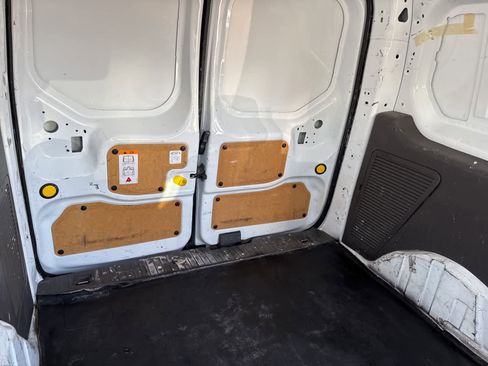Used 2020 Ford Transit Connect XL FWD image 25