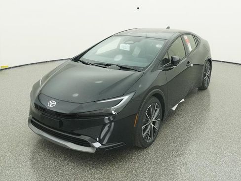 New 2026 Toyota Prius XLE FWD image 18