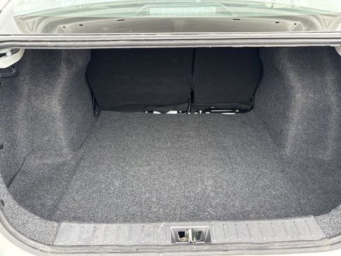 Used 2025 Nissan Versa SV FWD image 11