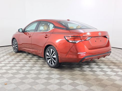Used 2022 Nissan Sentra SV w/ SV Premium Package FWD image 5