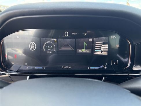 Used 2022 Jeep Grand Wagoneer Series I image 11