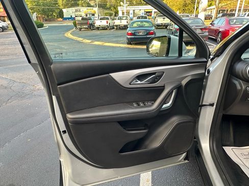 Used 2021 Chevrolet Blazer LT image 18