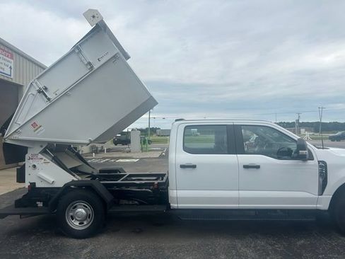 Used 2023 Ford F250 XL RWD image 12
