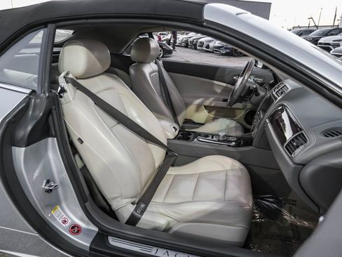 Used 2010 Jaguar XK Convertible image 35