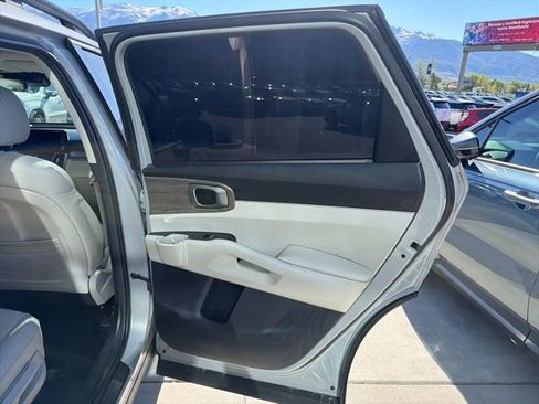 Certified 2023 Kia Sorento X-Line EX AWD/4WD image 31