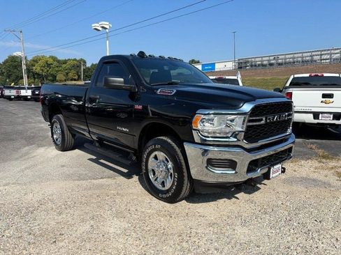 Used 2022 RAM 2500 Tradesman image 2